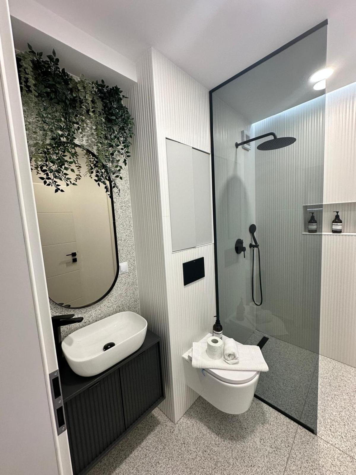 Cozy Apartment Vrt Sibiu Eksteriør bilde